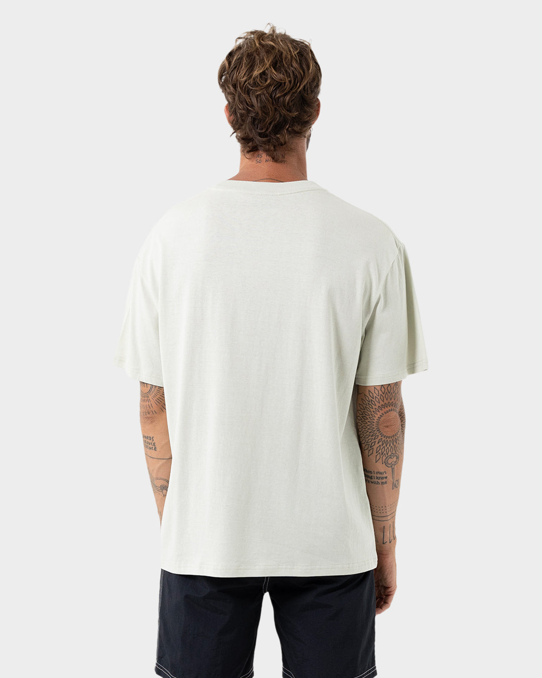 Breaker Check Opus Dot Men's Box Fit T-shirt Concrete